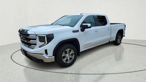 Summit White 2023 GMC Sierra 1500 SLE