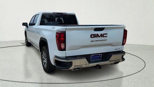 Summit White 2023 GMC Sierra 1500 SLE