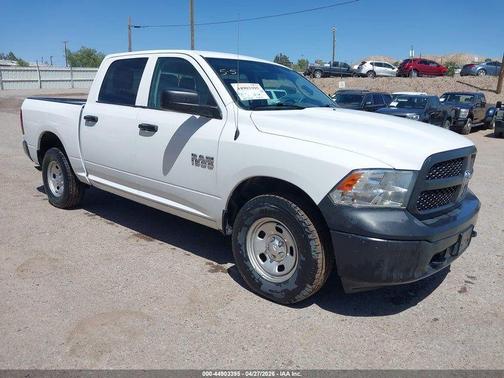 Bright White Clearcoat 2018 RAM 1500 ST