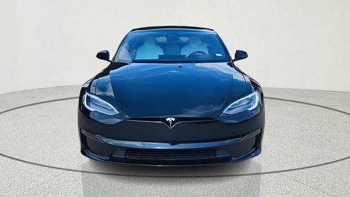 2022 Tesla Model S Base