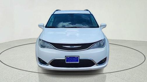 Bright White Clearcoat 2020 Chrysler Pacifica Touring-L