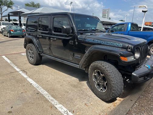 Black Clearcoat 2023 Jeep Wrangler 4xe Rubicon