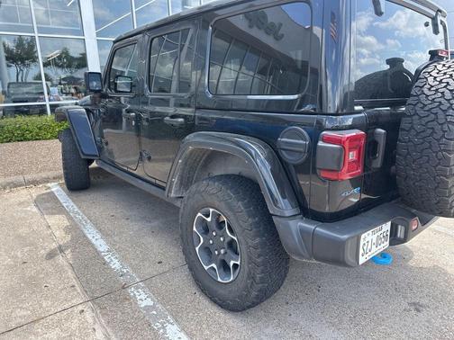 Black Clearcoat 2023 Jeep Wrangler 4xe Rubicon