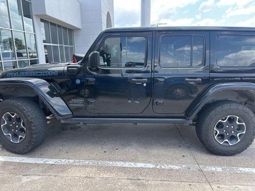 Black Clearcoat 2023 Jeep Wrangler 4xe Rubicon