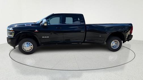 Diamond Black 2026 RAM 3500 Limited