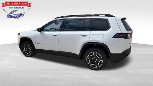 Bright White Clearcoat 2026 Jeep Cherokee LAREDO/LIMITED