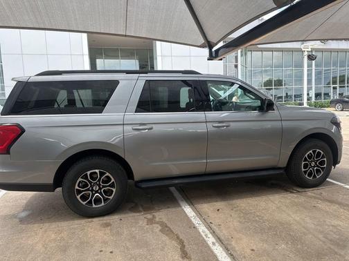 Iconic Silver Metallic 2023 Ford Expedition Max XL
