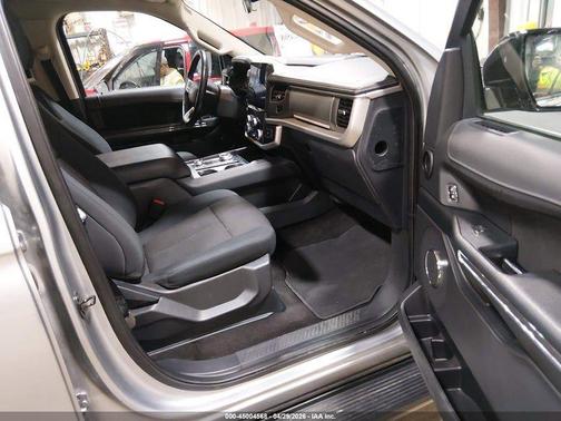 Iconic Silver Metallic 2023 Ford Expedition Max XL