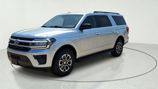 Iconic Silver Metallic 2023 Ford Expedition Max XL