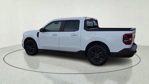 Oxford White 2024 Ford Maverick Lariat
