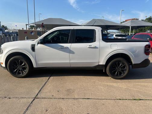 Oxford White 2024 Ford Maverick Lariat