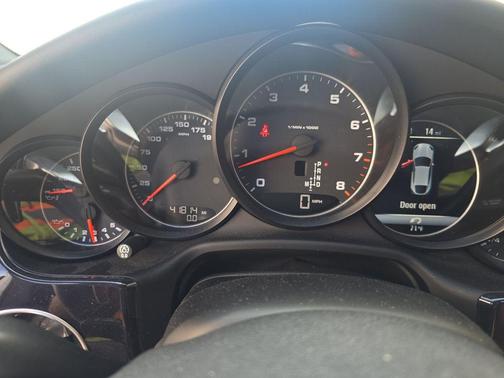 White 2016 Porsche Panamera 4 Edition