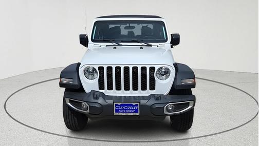 2023 Jeep Gladiator Sport