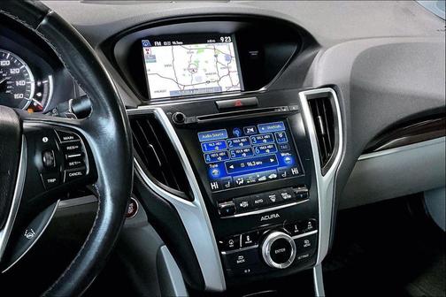 2017 Acura TLX w/Technology Package