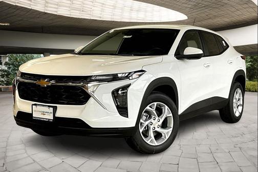 2025 Chevrolet Trax LS