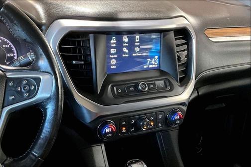 2017 GMC Acadia SLE-1