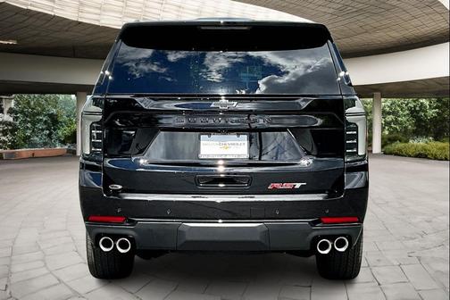 2025 Chevrolet Suburban RST