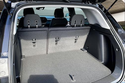 Mosaic Black Metallic 2026 Chevrolet Trailblazer LT