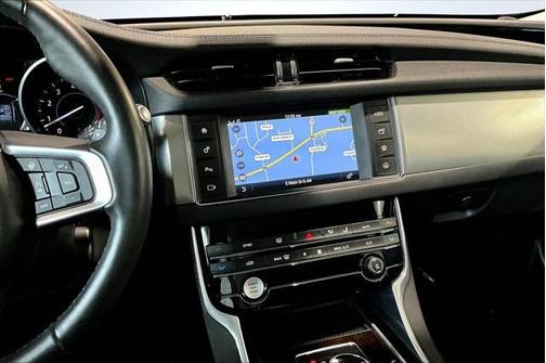 2018 Jaguar XF 35t Prestige