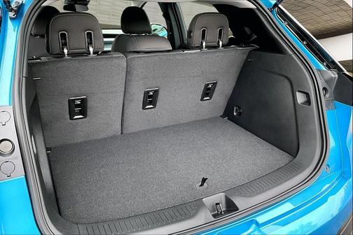 Marina Blue Metallic 2027 Chevrolet Bolt LT FWD