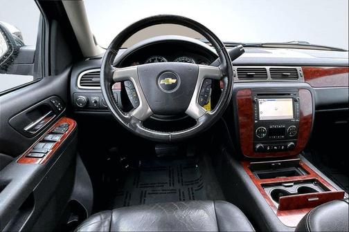 Black 2013 Chevrolet Avalanche LTZ