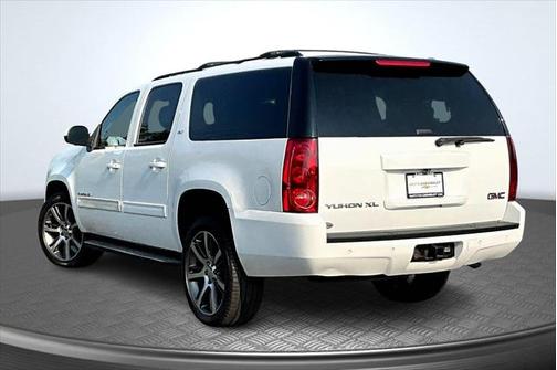 2013 GMC Yukon XL 1500 SLT