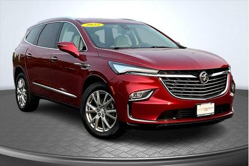 2022 Buick Enclave AWD Essence