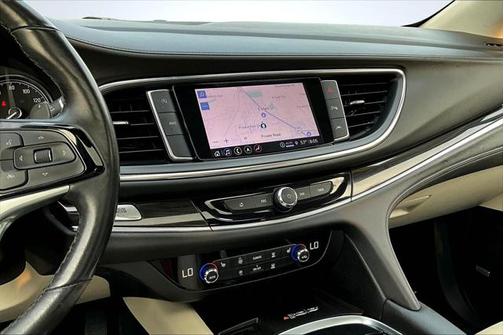 2022 Buick Enclave AWD Essence