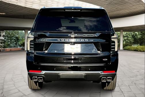 2025 Chevrolet Suburban 4WD High Country