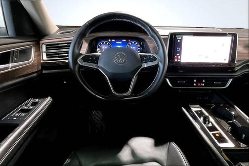 2024 Volkswagen Atlas 2.0T SEL