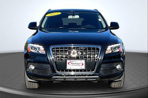 Brilliant Black 2012 Audi Q5 3.2 Prestige