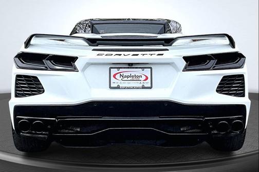 Arctic White 2021 Chevrolet Corvette Stingray w/3LT