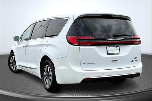 2022 Chrysler Pacifica Hybrid Limited