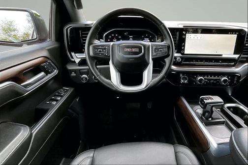Sterling Metallic 2024 GMC Sierra 1500 SLT