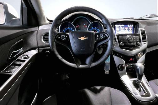 2015 Chevrolet Cruze 1LT