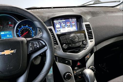 2015 Chevrolet Cruze 1LT