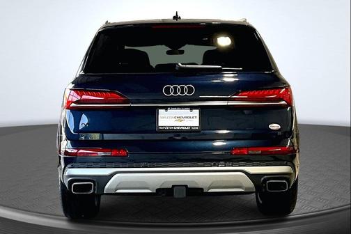 2025 Audi Q7 45 Premium Plus