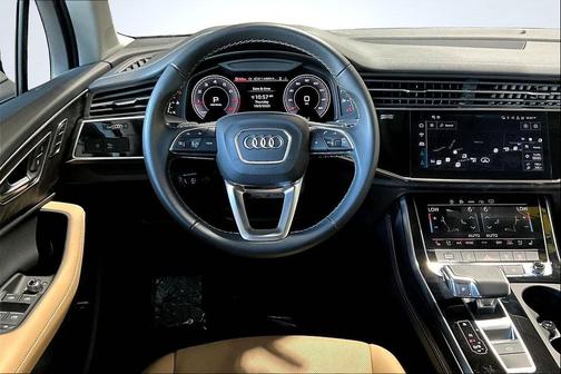 2025 Audi Q7 45 Premium Plus