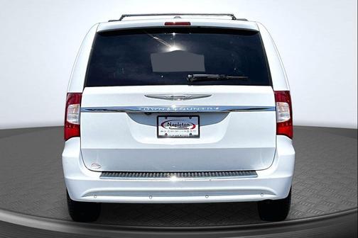 Bright White Clearcoat 2015 Chrysler Town & Country Touring-L