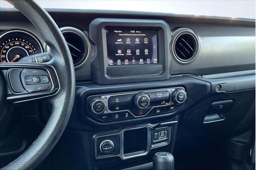 2022 Jeep Gladiator Sport