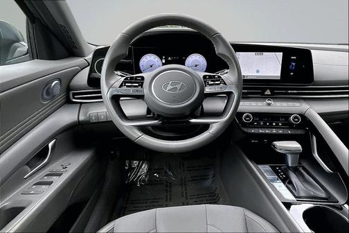 Ecotronic Gray 2025 Hyundai ELANTRA SEL
