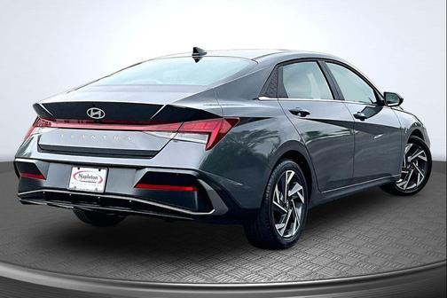 Ecotronic Gray 2025 Hyundai ELANTRA SEL