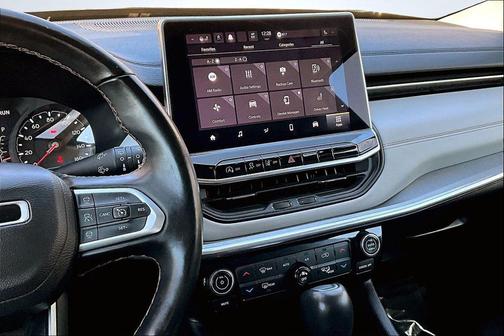 Sting-Gray Clearcoat 2022 Jeep Compass Limited