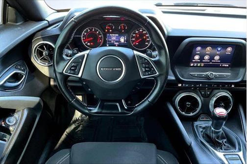 2020 Chevrolet Camaro RWD Convertible LT1