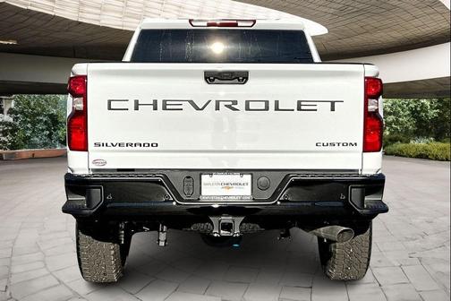 2026 Chevrolet Silverado 2500 Custom
