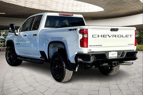 2026 Chevrolet Silverado 2500 Custom