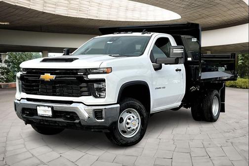2025 Chevrolet Silverado 3500 WT