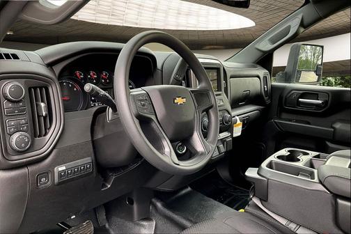 2025 Chevrolet Silverado 3500 WT