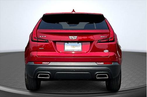 2022 Cadillac XT4 Luxury