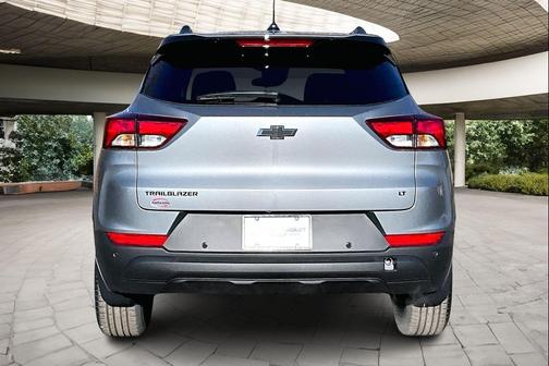 Sterling Gray Metallic 2026 Chevrolet Trailblazer LT